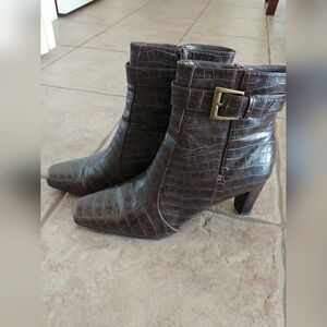 Womans Dress Boots